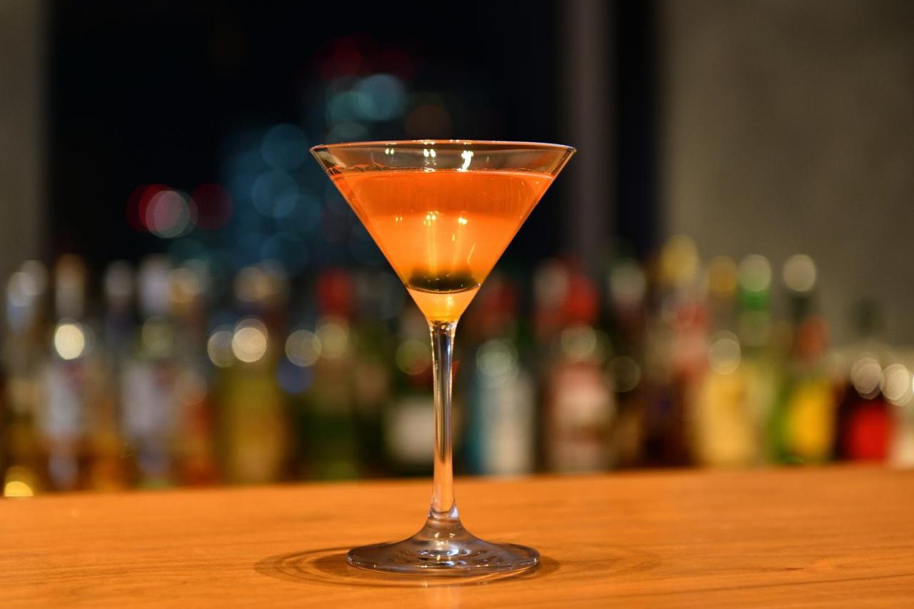 Nagoya Prince Hotel Sky Tower Ngoại thất bức ảnh A martini glass